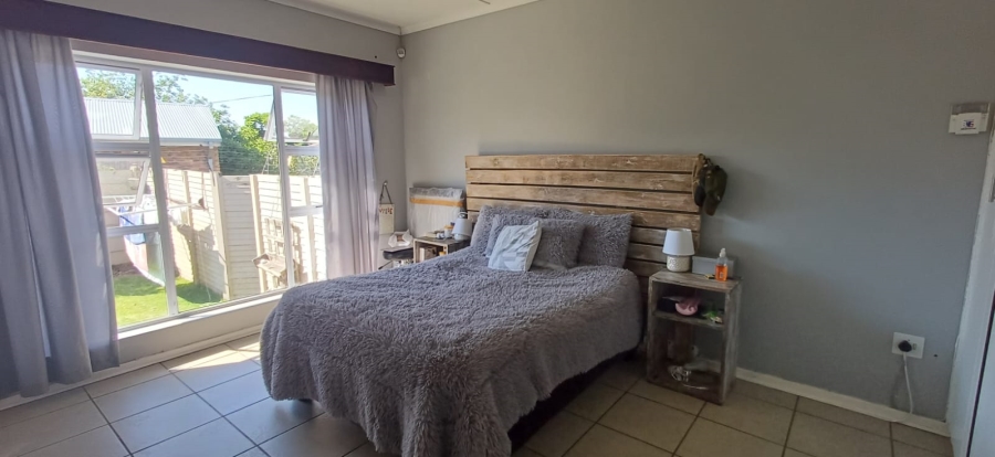 5 Bedroom Property for Sale in Morelig Free State